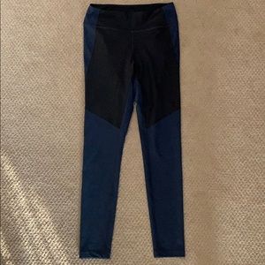 Outdoor Voices Two Tone Warmup Leggings